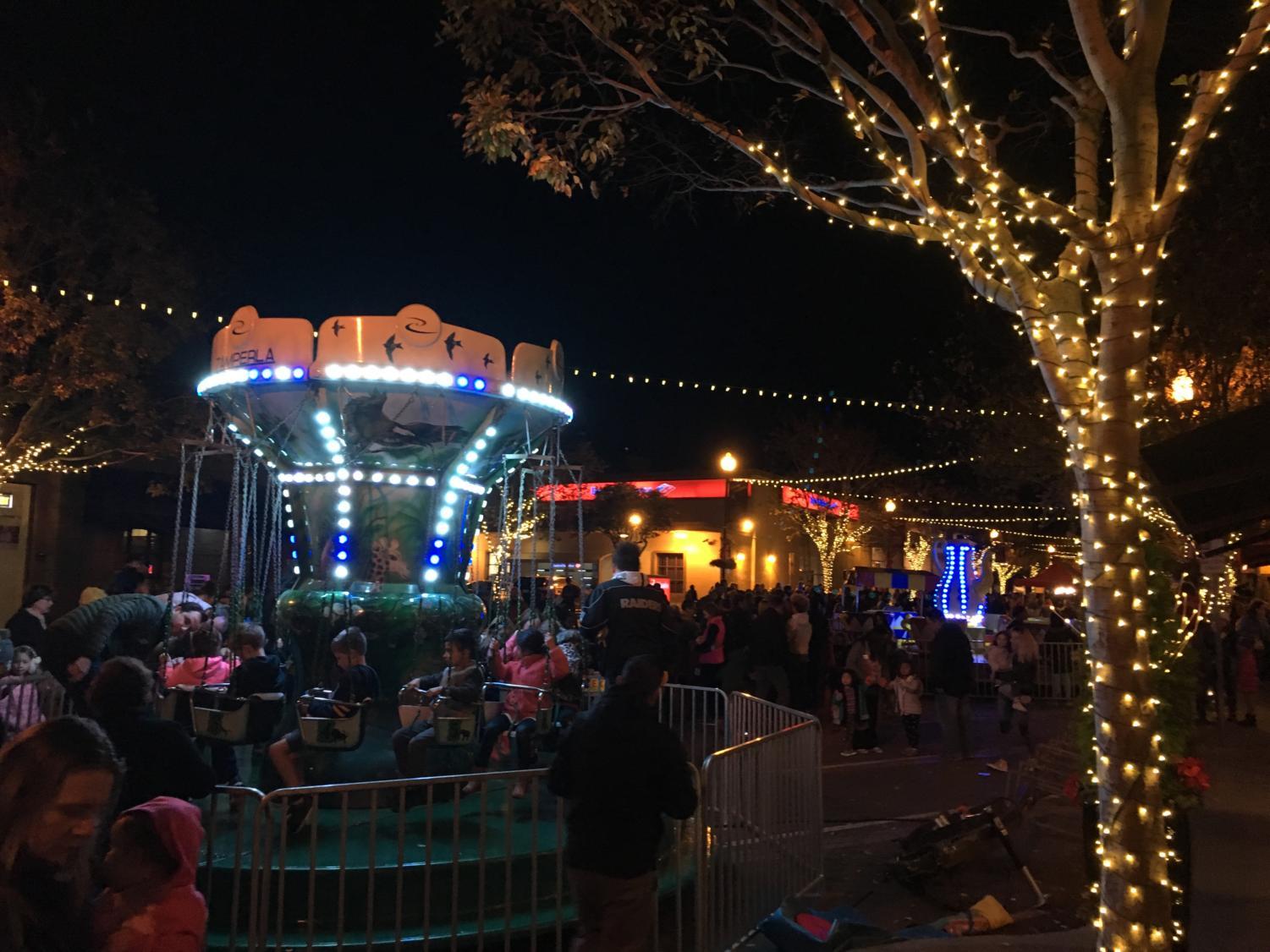 San Carlos Night of Holiday Lights unites community Scot Scoop News