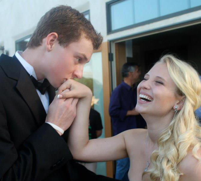 Kissing+is+often+a+way+to+show+affection.+Tereza+Dvorak+and+Luke+Branscum+at+2012+Carlmont+prom