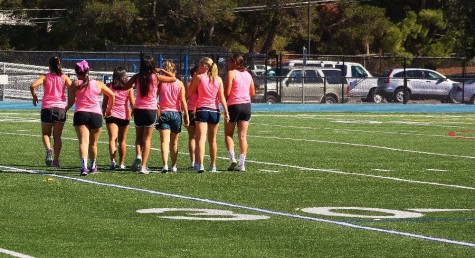The Powderpuff football tournament kicked off on Monday with the freshman playing the juniors.