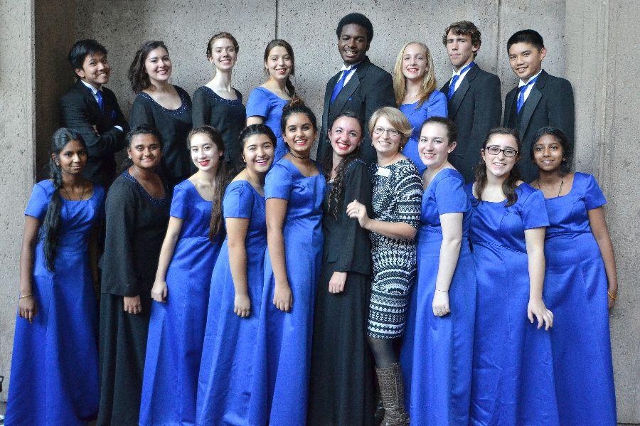 Auditioned+Honor+Choir+students+pose+at+the+their+Palo+Alto+performance.