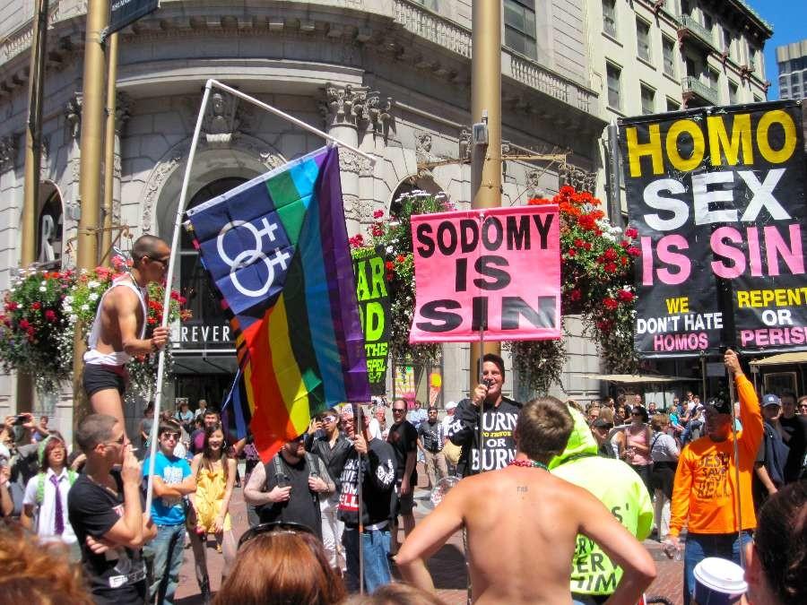 Conservative Christian protestors at a 2006 San Francisco pride event 