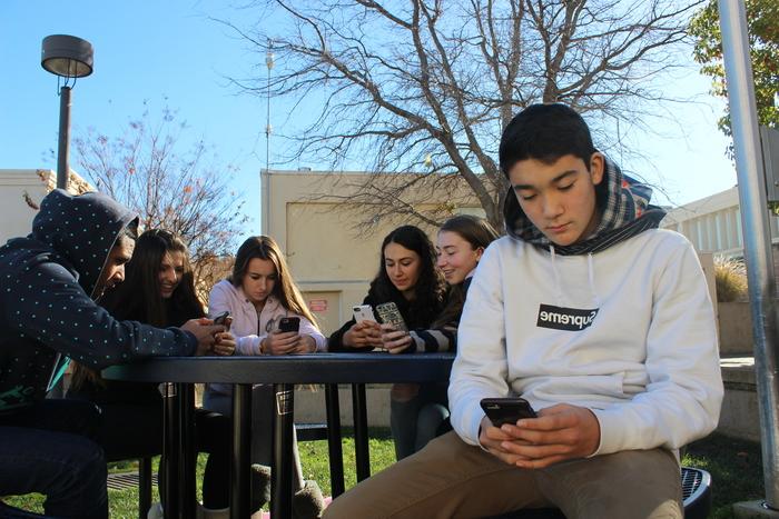 Sophomore Artie Hazelton spends his free time surfing the web with his group of friends. 