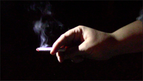 California passes bills to raise legal smoking age - Estella Lippi