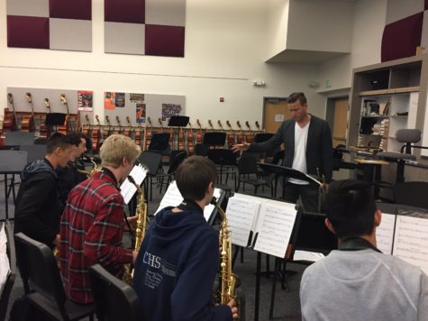Brian Switzer teaches the jazz ensemble during third period.
