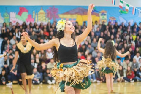 Aloha Club makes a reappearance to perform another traditional Hawaiian dance, in collaboration with Drumline, for the 2017 Heritage Fair assembly finale.