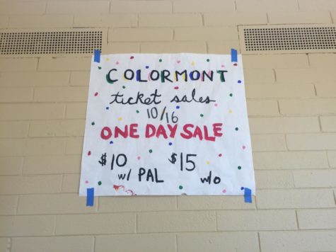 Posters along the halls of Carlmont encourage students to buy their tickets for the dance.