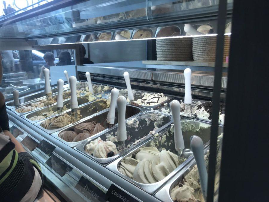 Gelataio+opens+its+doors+to+downtown+San+Carlos%2C+serving+a+variety+of+flavors+of+gelato+and+sorbetto.