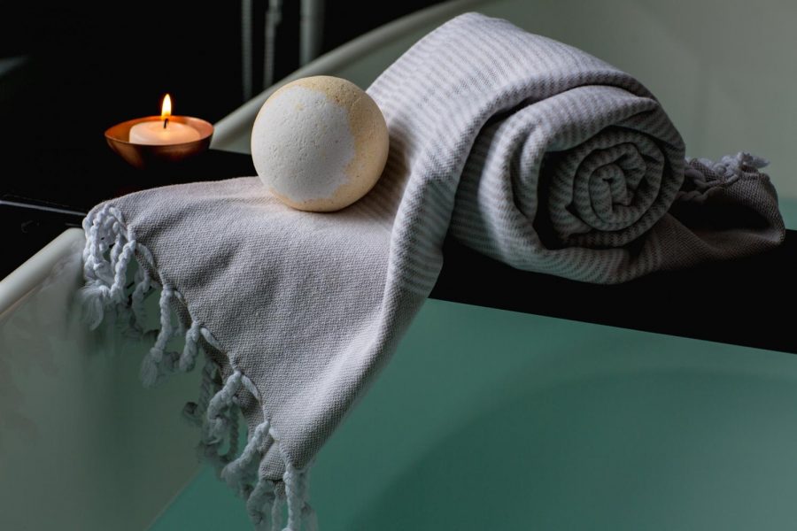 Taking+a+hot+bath+can+reduce+stress+and+anxiety%2C+help+with+headaches%2C+and+help+with+sore+muscles.