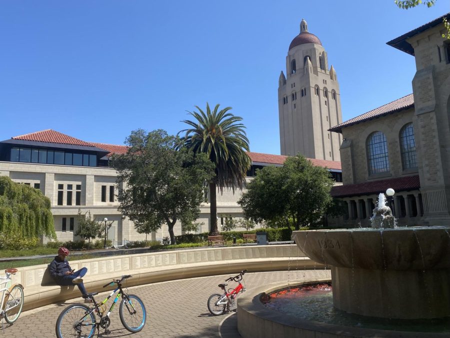 Stanford+University+is+located+in+Palo+Alto%2C+California.+The+area+surrounding+the+school+is+conveniently+catered+to+the+students+of+the+university.+