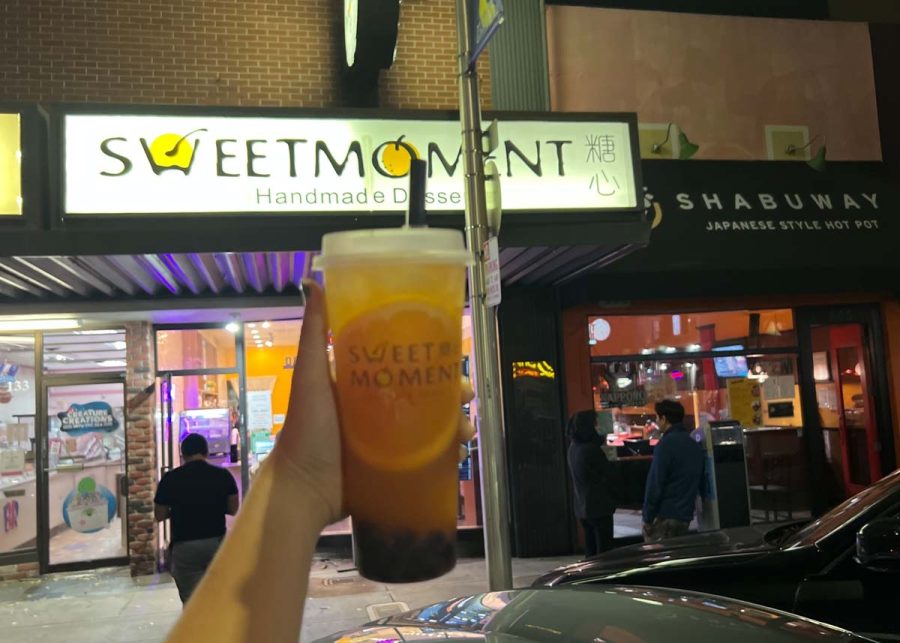 Picture of the outside of Sweet Moment. 