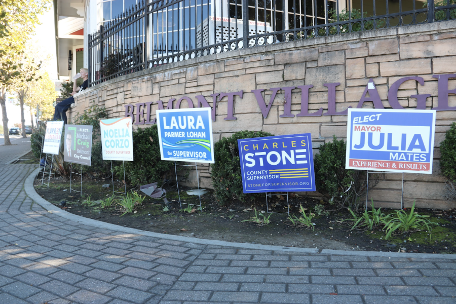 Candidates+for+the+upcoming+Bay+Area+council+elections+put+up+signs+to+gain+voters.