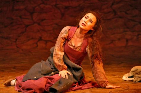 Chernisheva performs in Manon Lescaut  in the Puccini West Bay Opera, 2006.
