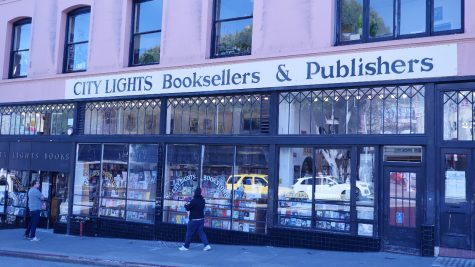 City Lights Bookstores customers shine light on book bans