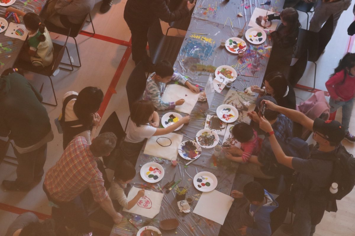 Kids paint masks at an art-making activity led by Roseli Ilano in the Gina and Stuart Peterson White Box. This was one of the most popular activities at the Family Day and was organized by Amy Lange. “My favorite part is when kids say, ‘Wow, I had such a good time, Lange said.
