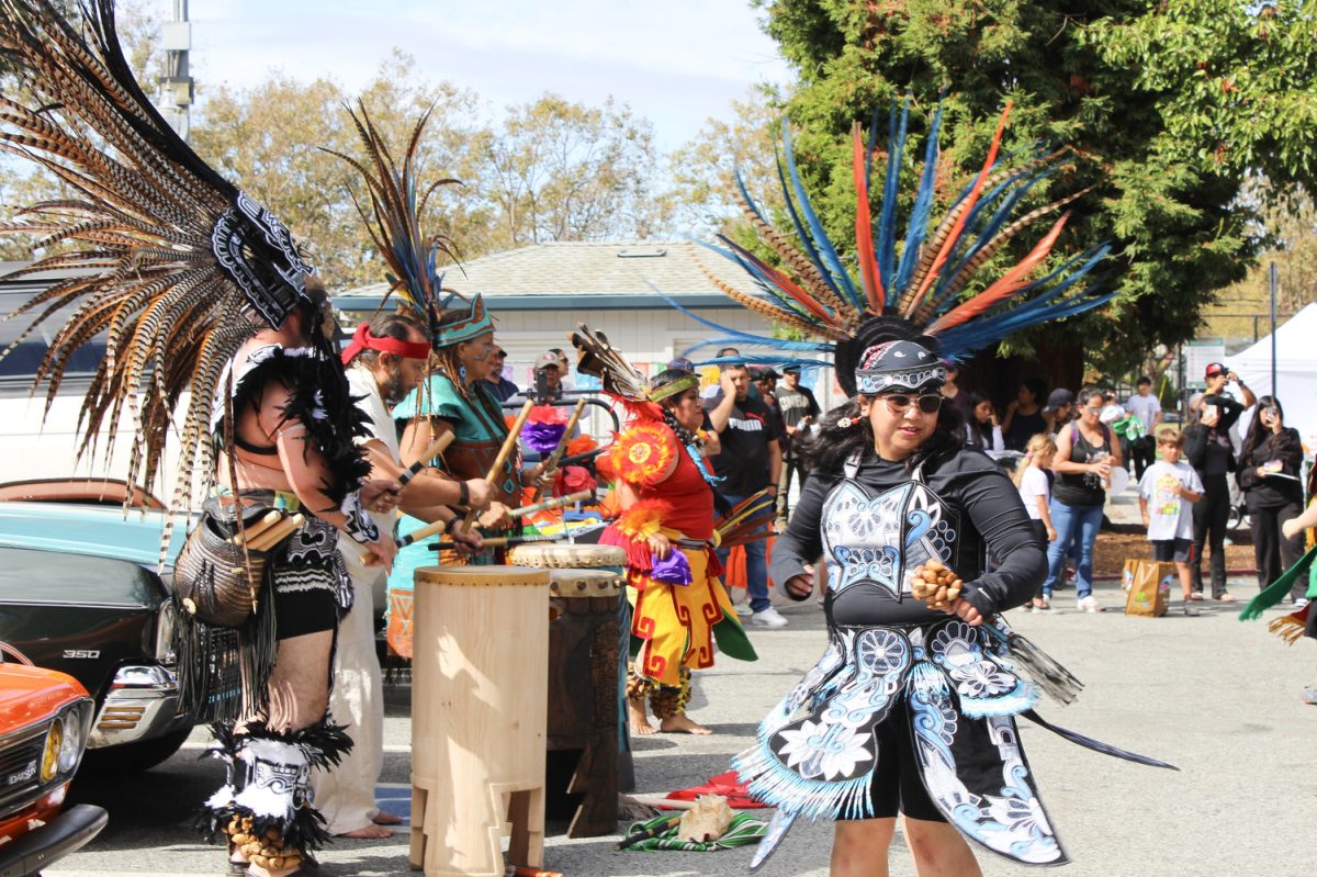 Día De Los Muertos festival raises community spirits