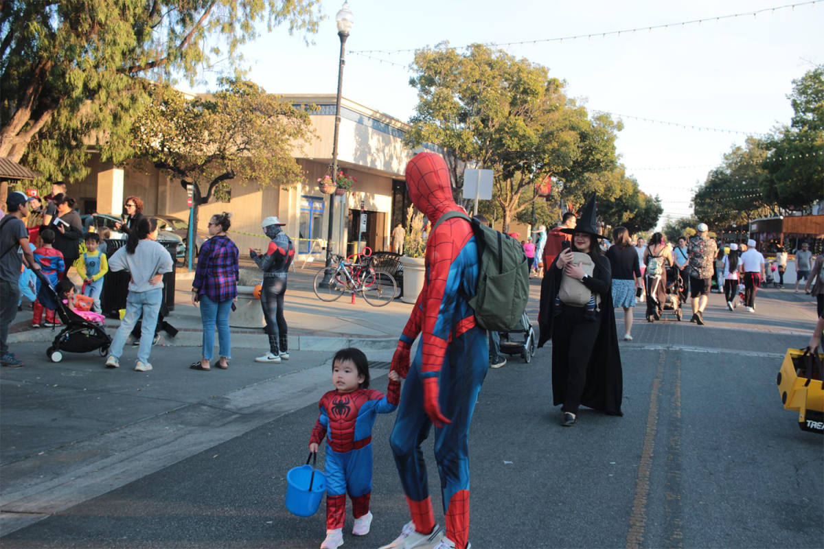 Two Spidermans take on Laurel Street.