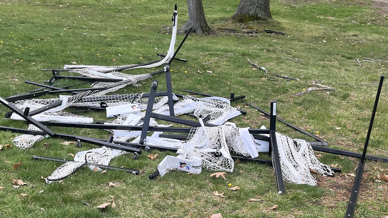 Pickleball players stumble upon damaged nets: Needham, MA (2023)