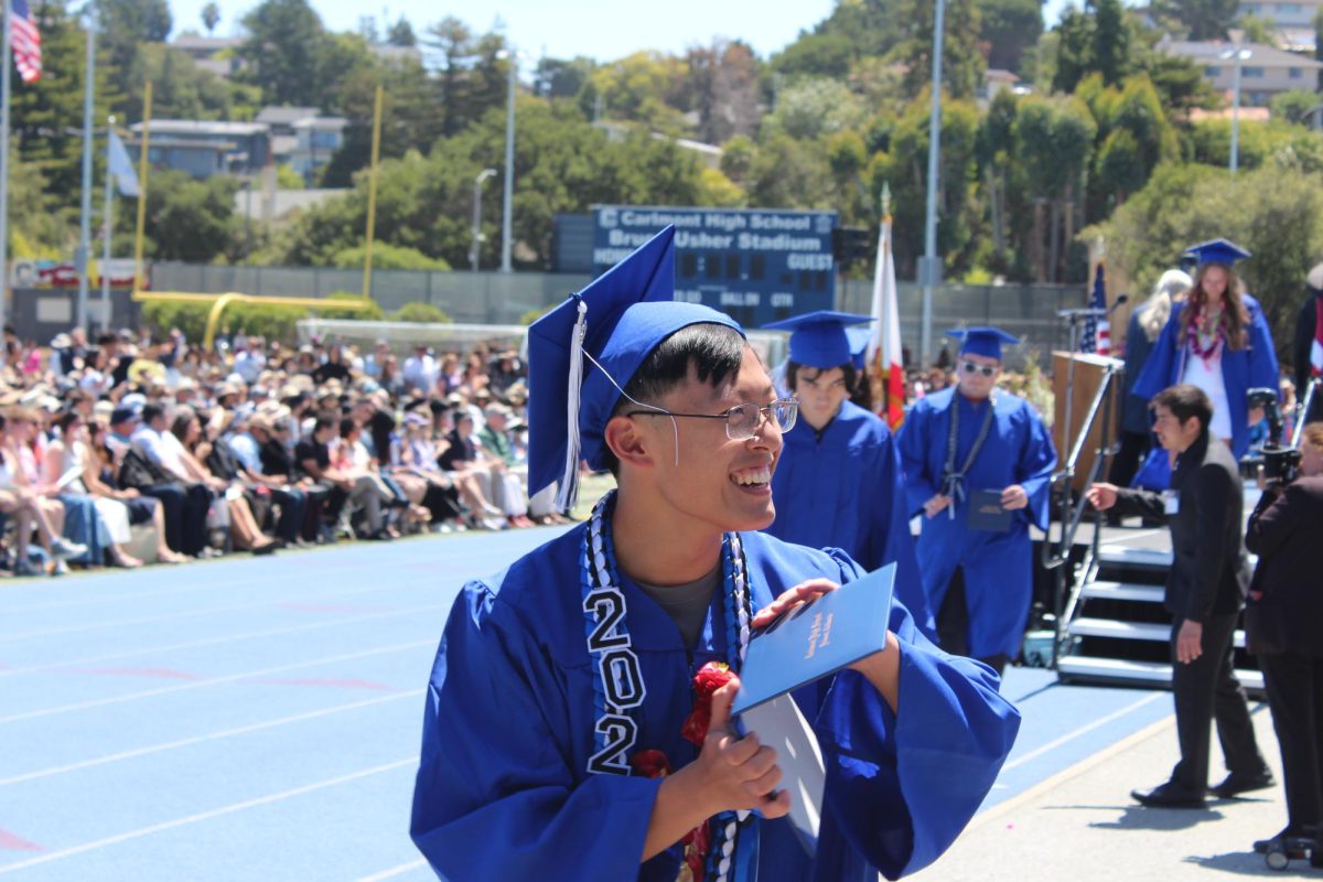 Carlmont High School Class of 2026 Celebrates Graduation